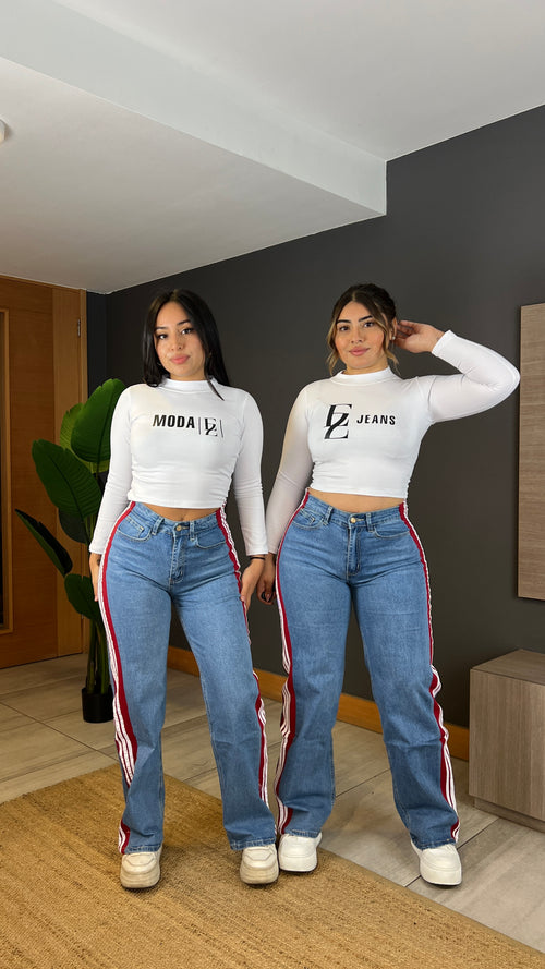 Modelo A304-1 |Jeans Wide Leg + Buzo Franja Roja | Menina