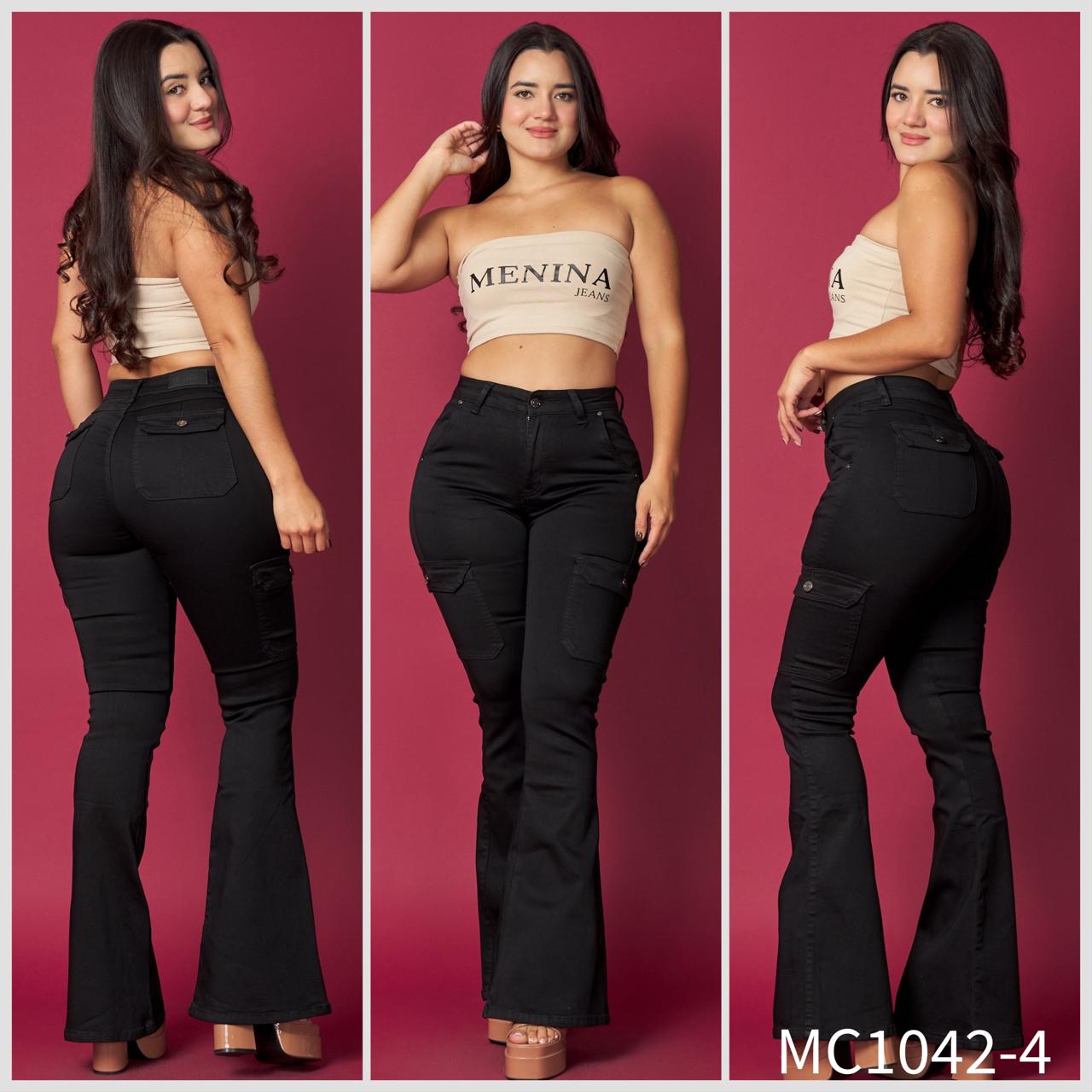 MC1042-4 (B4) | Flare Cargo Negro | Menina