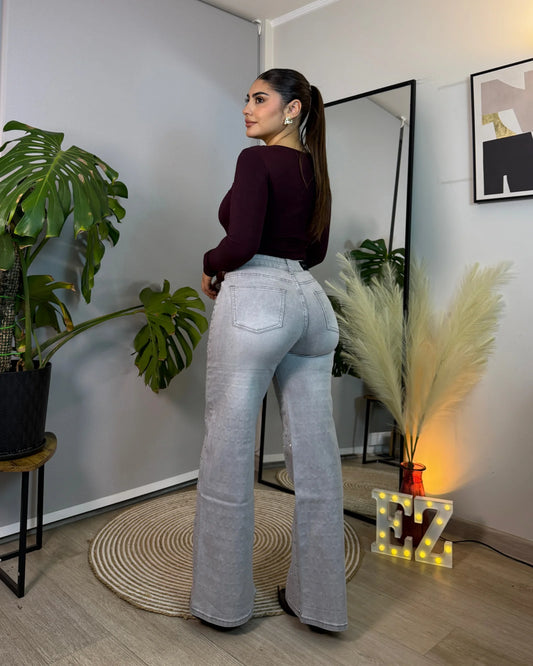 MB7007-2 (D3) | Wide Leg Gris Brillos | Menina