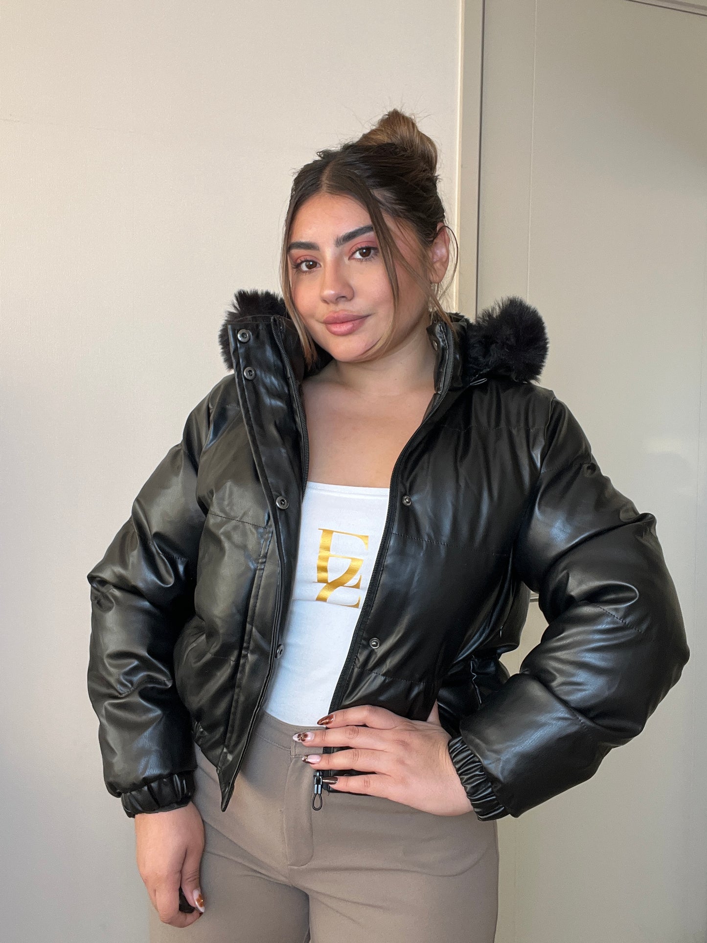 Chaqueta Puffer Ecocuero Gorro Desmontable | Modelo Y08 | EZ