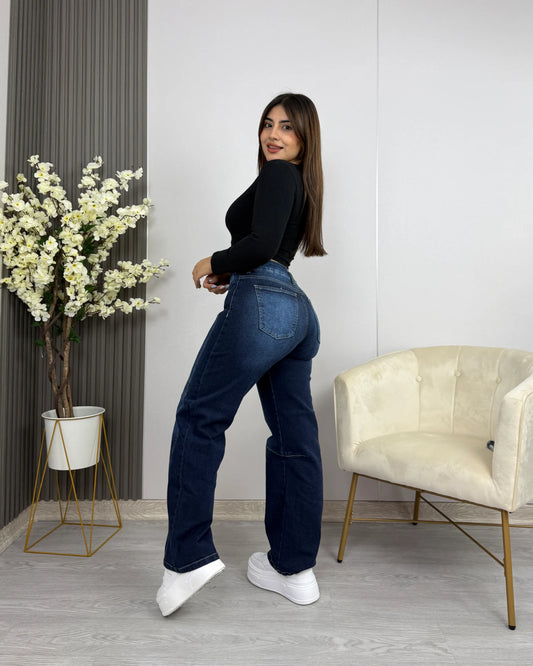 Dakota Baggy Nacional Azul EZ ELITE en modelo, vista de perfil y espalda