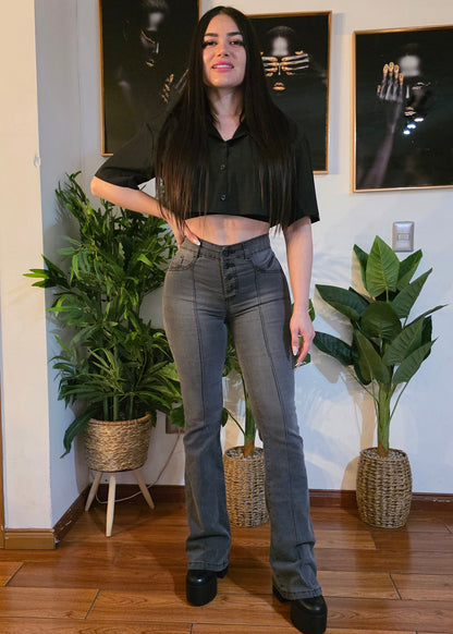 EZ2516 | Flare Nacional Gris Lineal 5 Botones | EZ