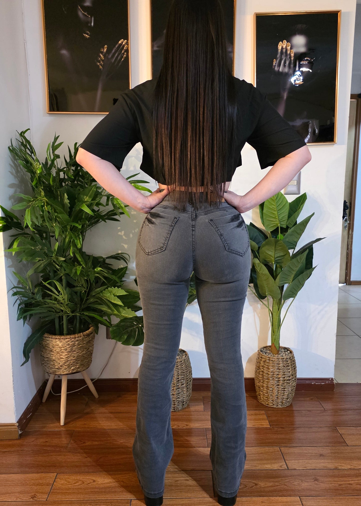 EZ2516 | Flare Nacional Gris Lineal 5 Botones | EZ