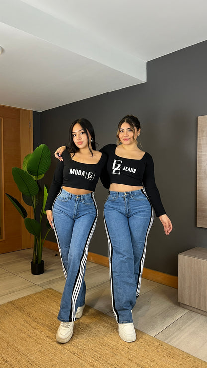 Modelo A304-2 (A7) |Jeans Wide Leg + Buzo Franja Negra | Menina