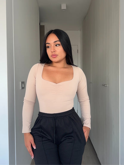 B06 | Body Modelador Busto Adaptable Manga Larga | EZ
