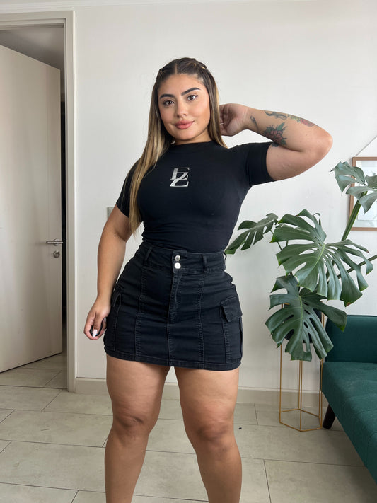Falda Short Cargo Negra Nacional | Modelo EZ04 | EZ