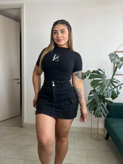 Falda Short Cargo Negra Nacional | Modelo EZ04 | EZ