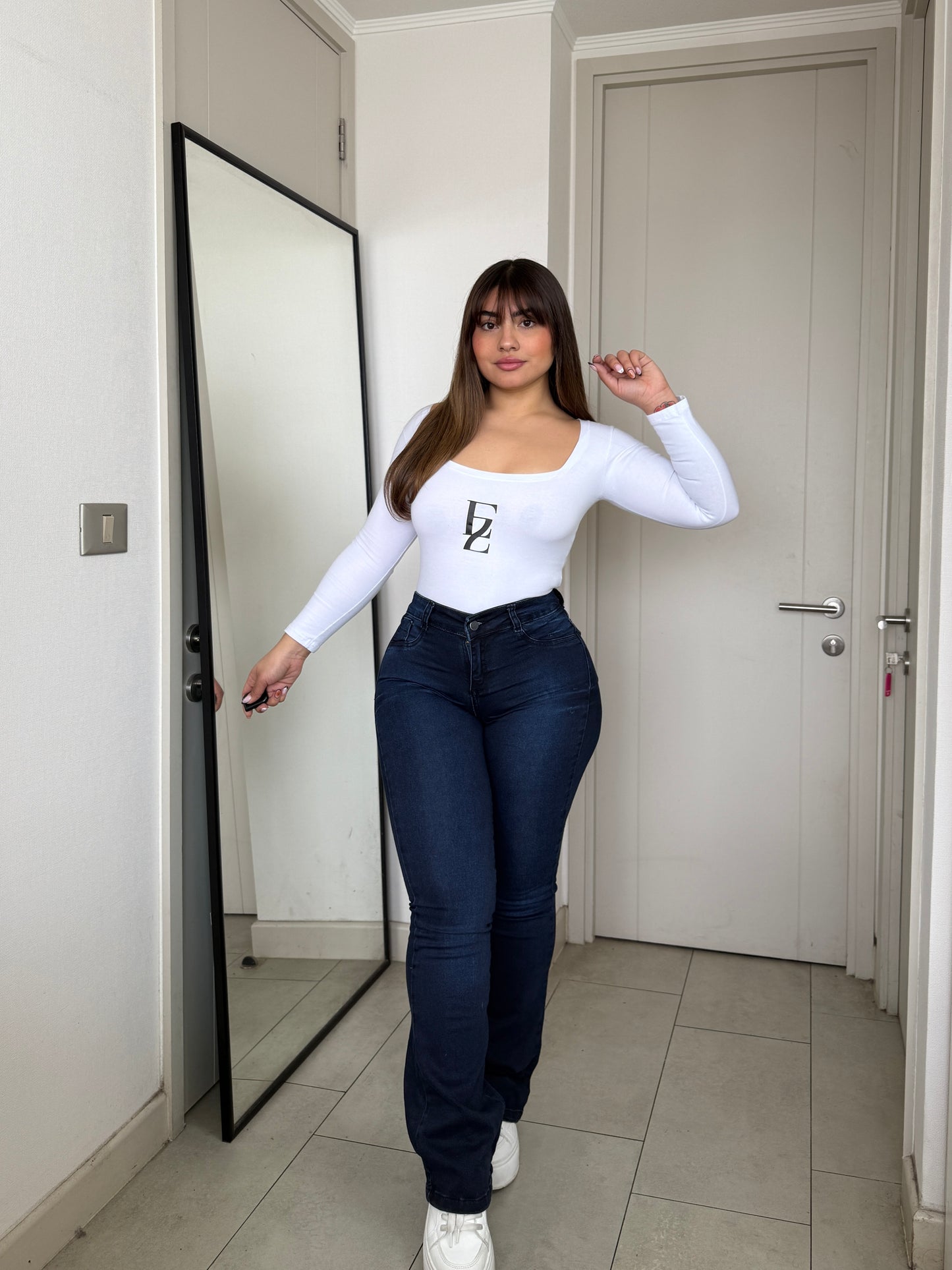 EZ2512 | Jeans Flare Azul Oscuro Focalizado | EZ | Confeccion Nacional