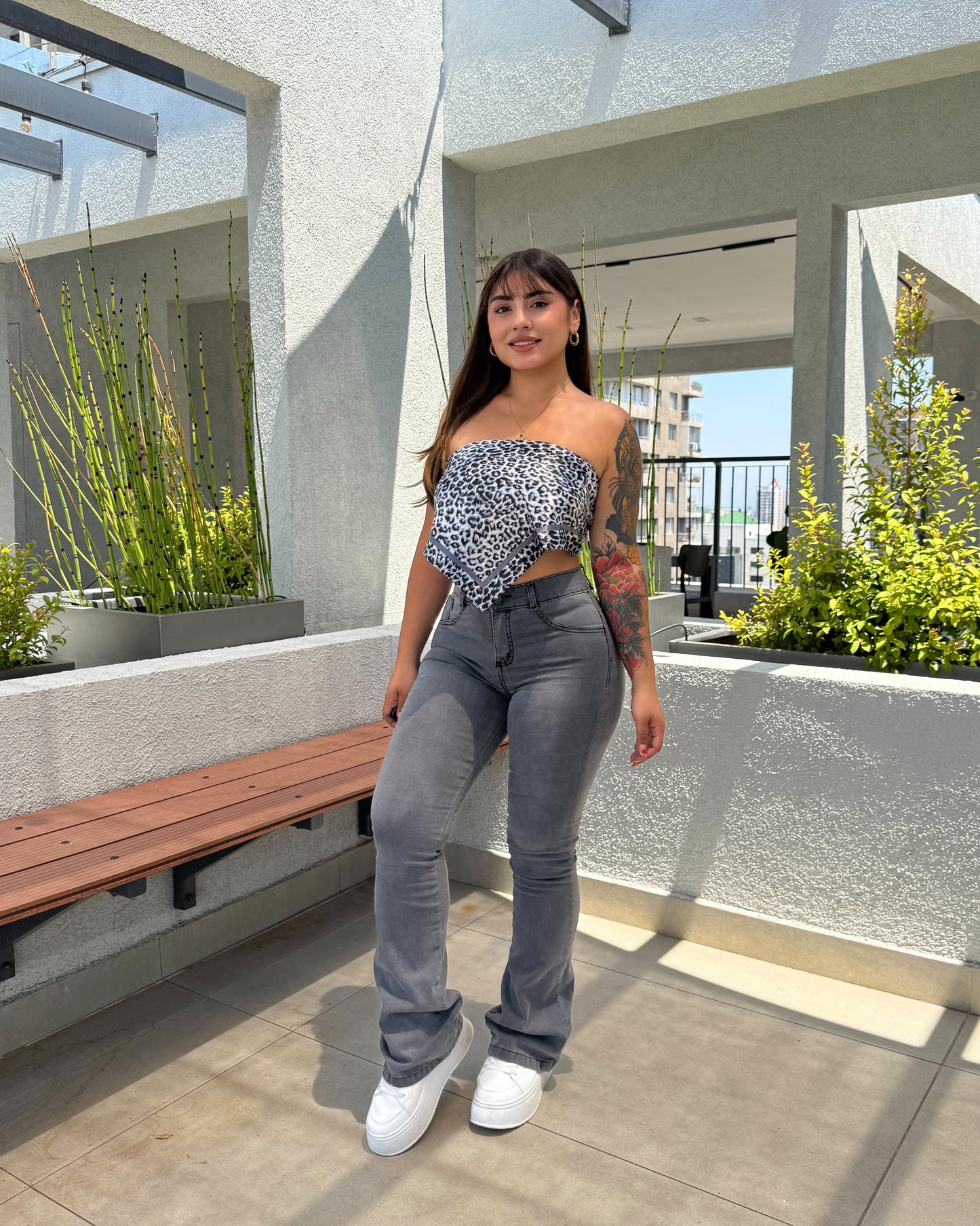 EZ2524 | Flare Nacional Gris Ultra Push Up | EZ