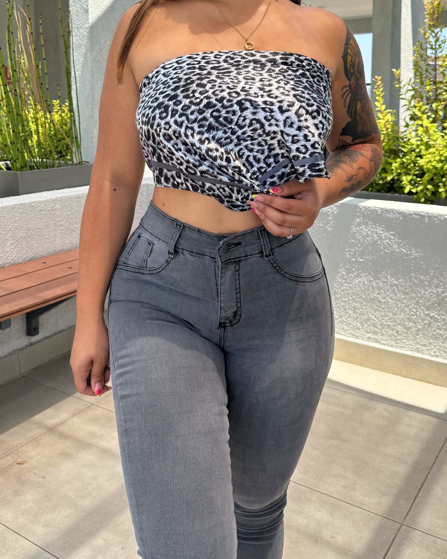 EZ2524 | Flare Nacional Gris Ultra Push Up | EZ
