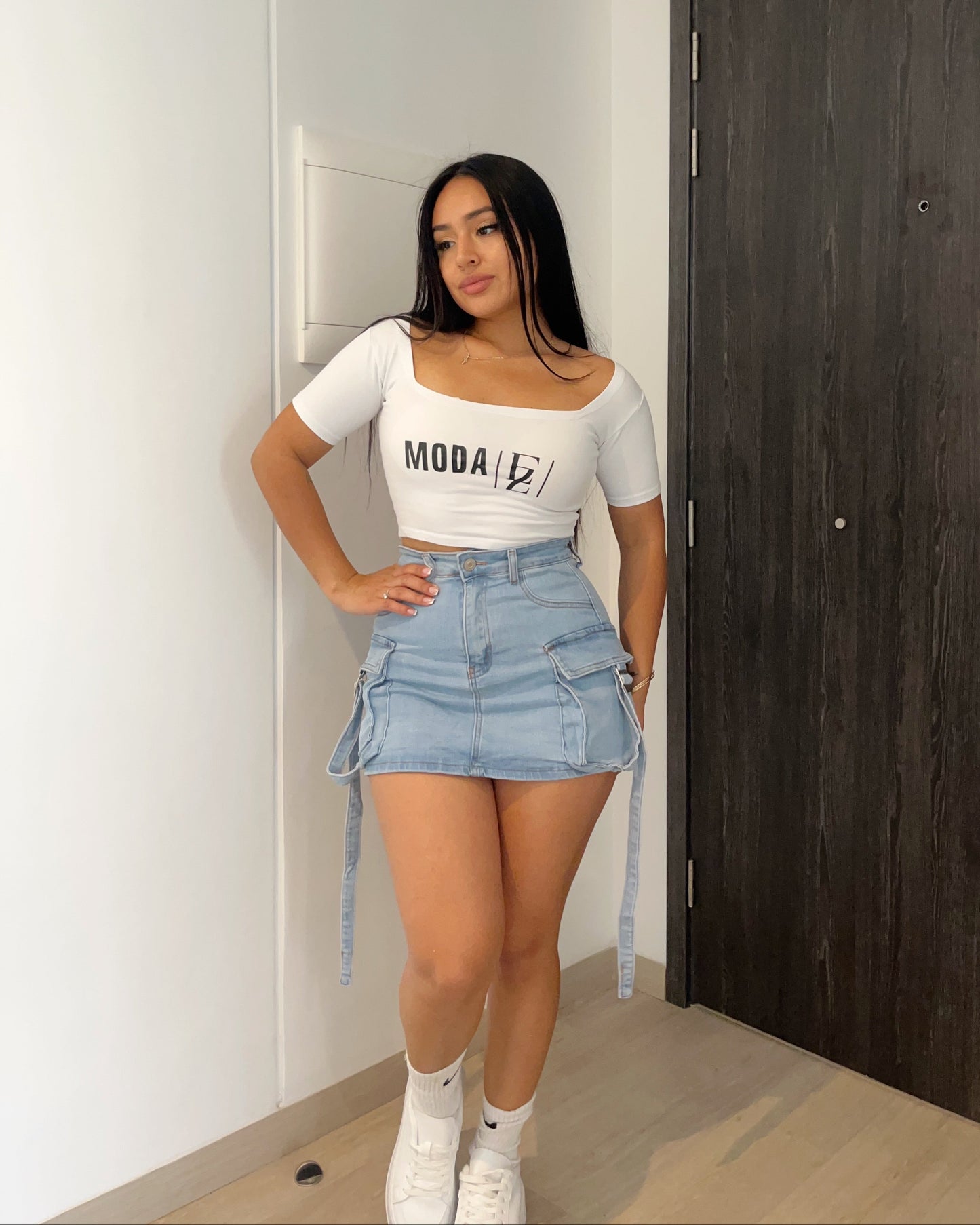 H606 (Q5) | Falda Short Cargo Celeste | HxH