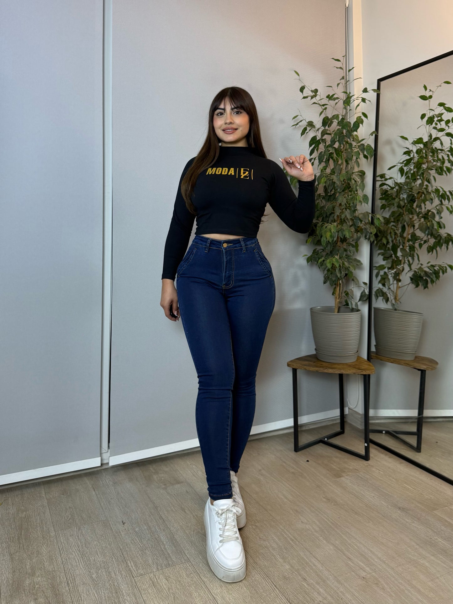 MC5004  | Skinny Azul Oscuro Con Faja | Menina (ARRIBA)