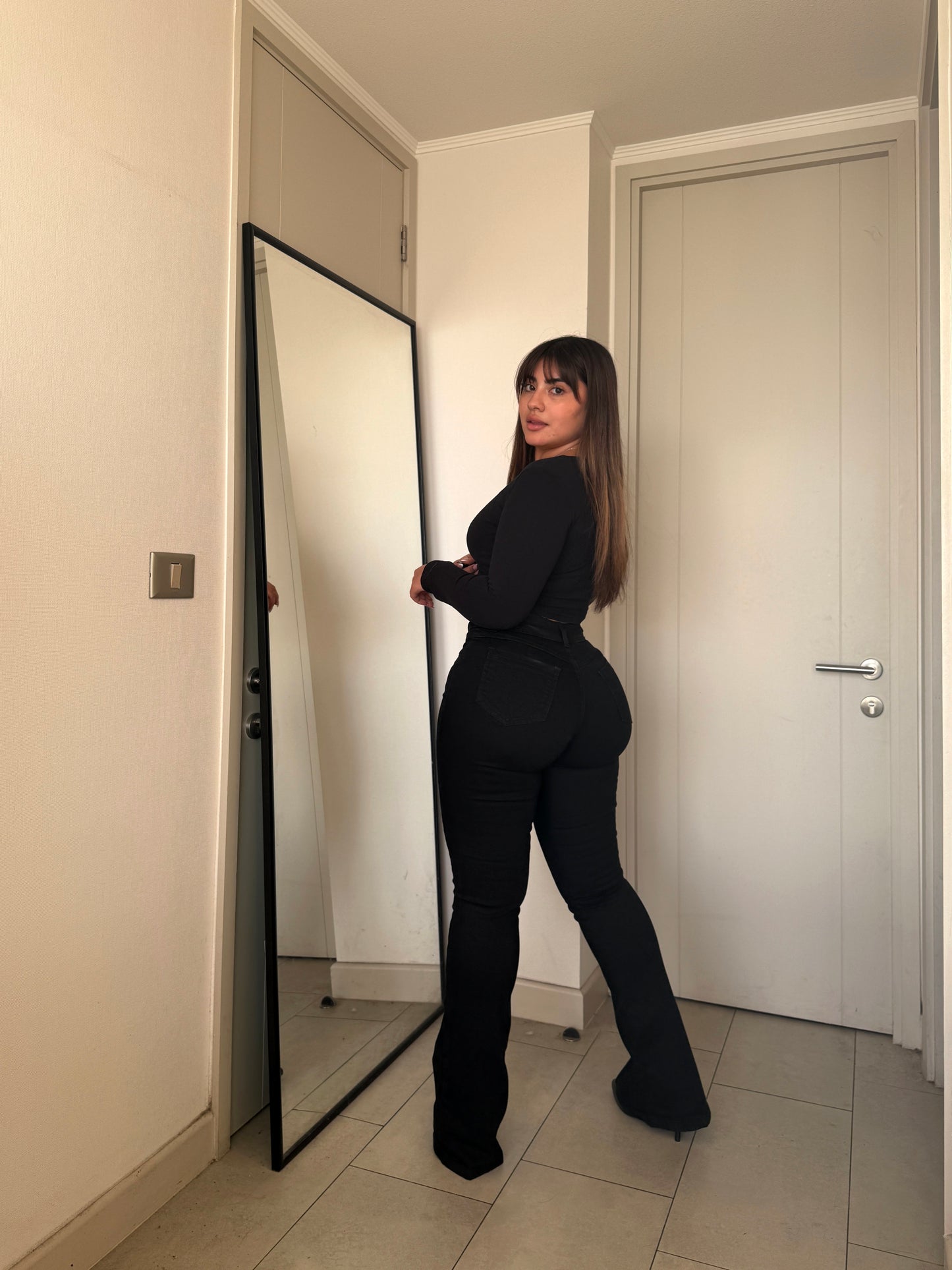 EZ2515 | Jeans Flare Negro Lineal Negro 5 Botones | EZ | Confeccion Nacional