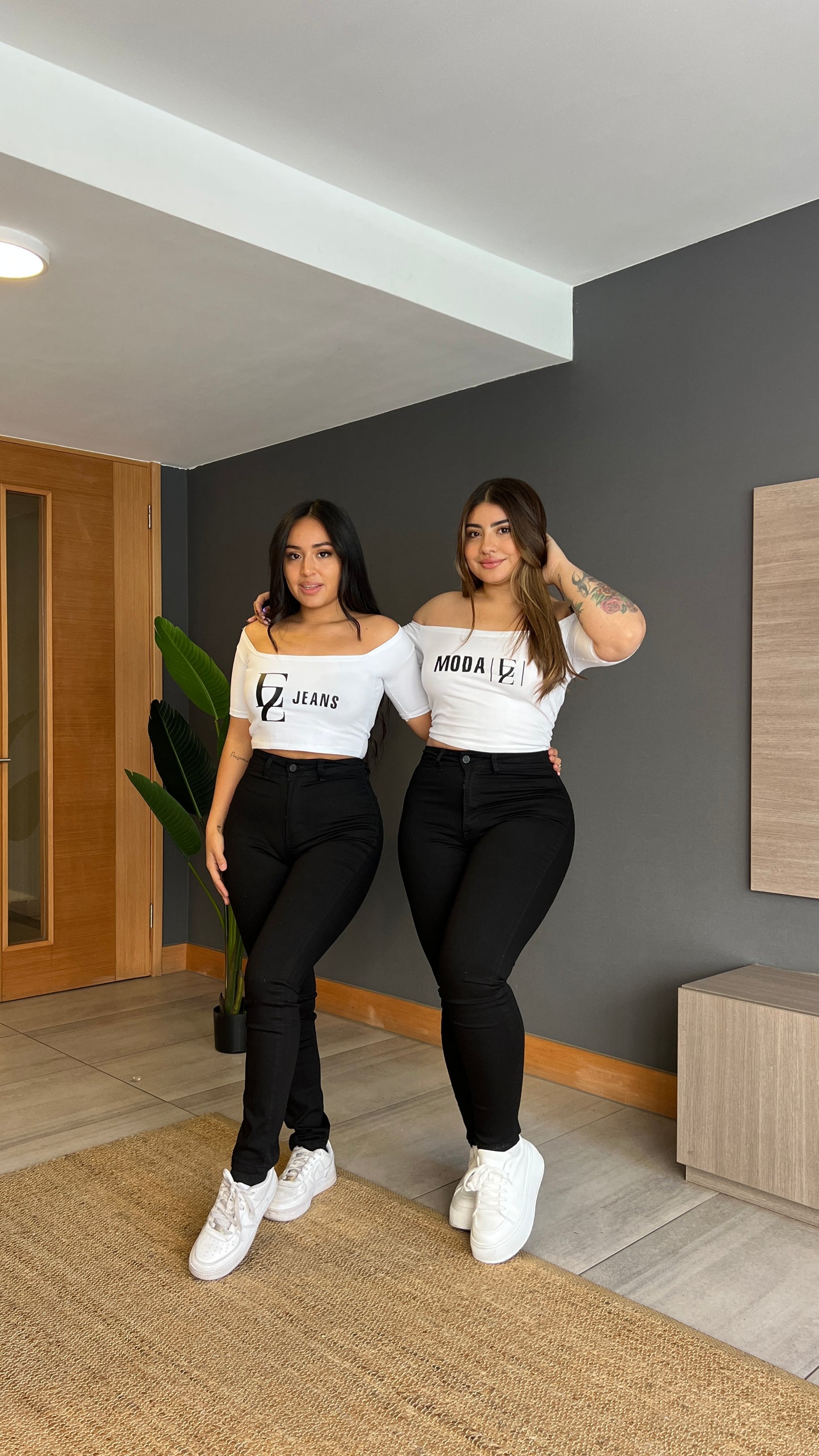 Modelo MB005  |Jeans Skinny Negro | Menina