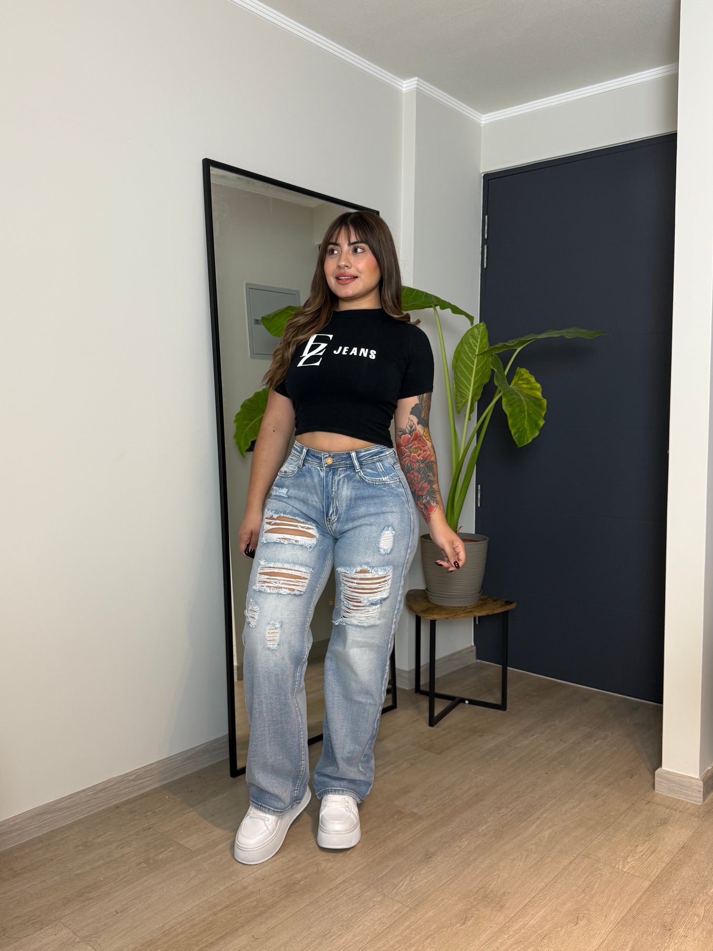 MB2020 (Q2) | Wide Leg Celeste Focalizado Destroyer Rigido | Menina