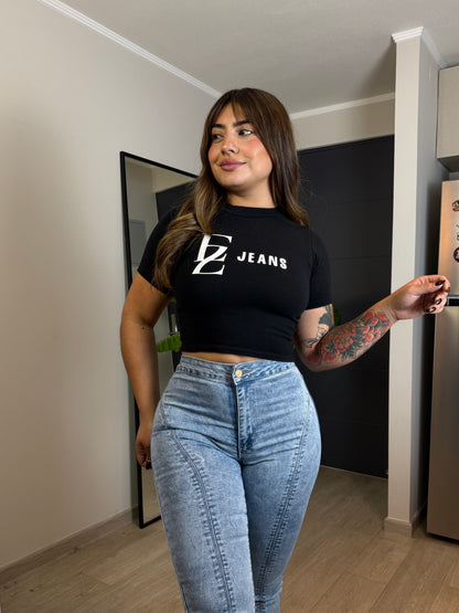 MB2063 (V1) | Flare Celeste Lineal Sin Bolsillos Adelante | Menina