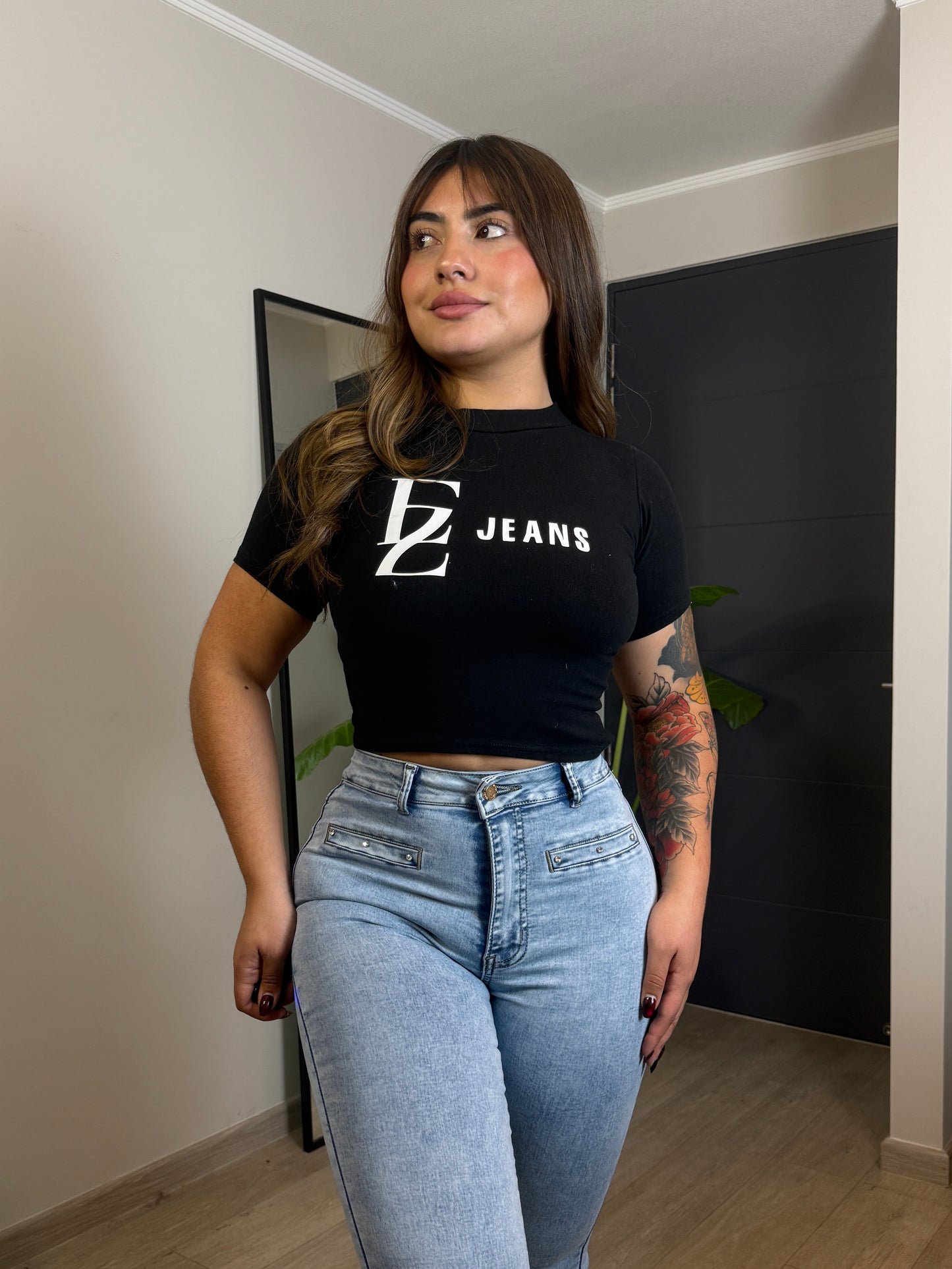 MB2065 (J5) | Flare Celeste Jaspeado Bolsillo Escondido | Menina