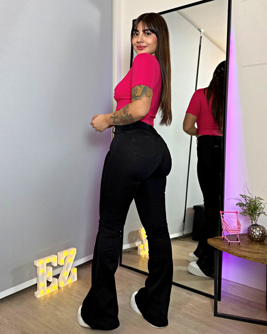 MB2126-3  | Flare Negro Bolsillos Lienal | Menina
