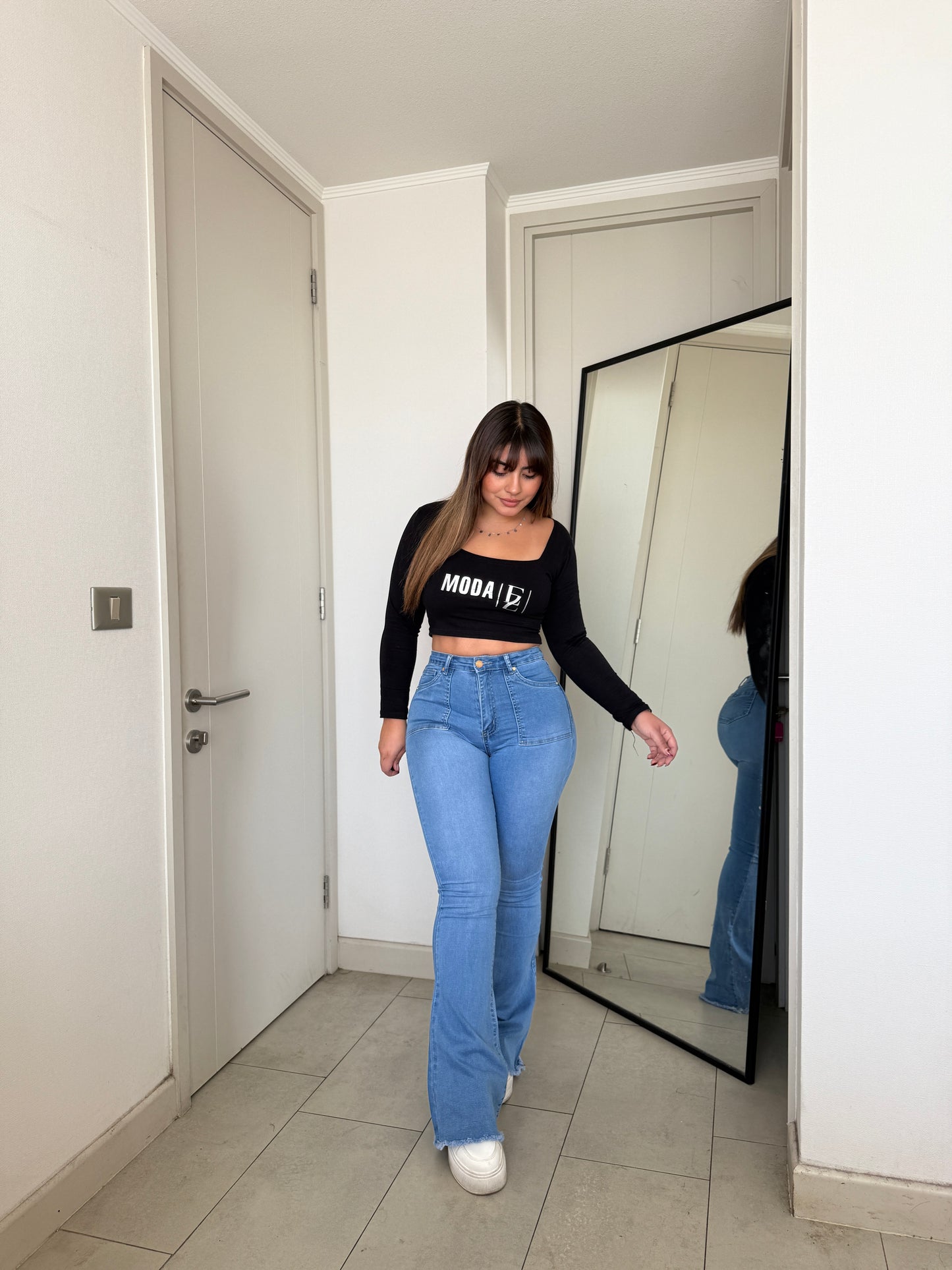 MB441 (B3) | Jeans Flare Azul Claro Focalizado | Menina