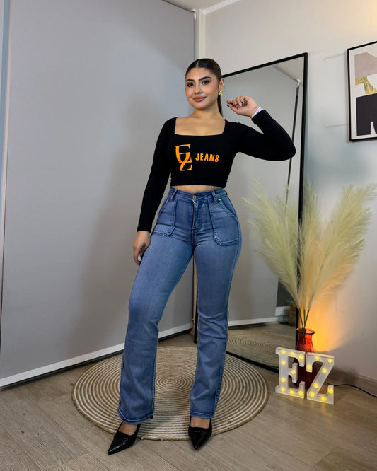 Jeans recto azul focalizado con bolsillos cargo delanteros para mujer