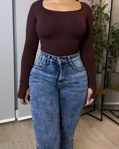 MC5005 (I1) | Flare Celeste Con Faja | Menina