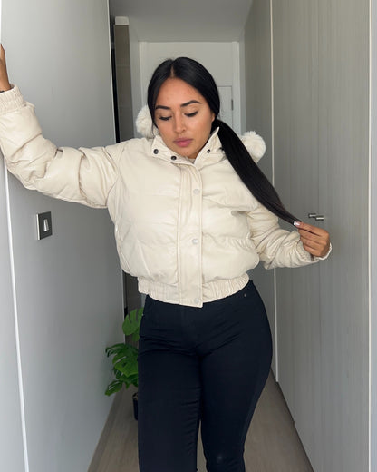XY07 | Chaqueta Ecocuero Forrada Teddy | Moda Estroz