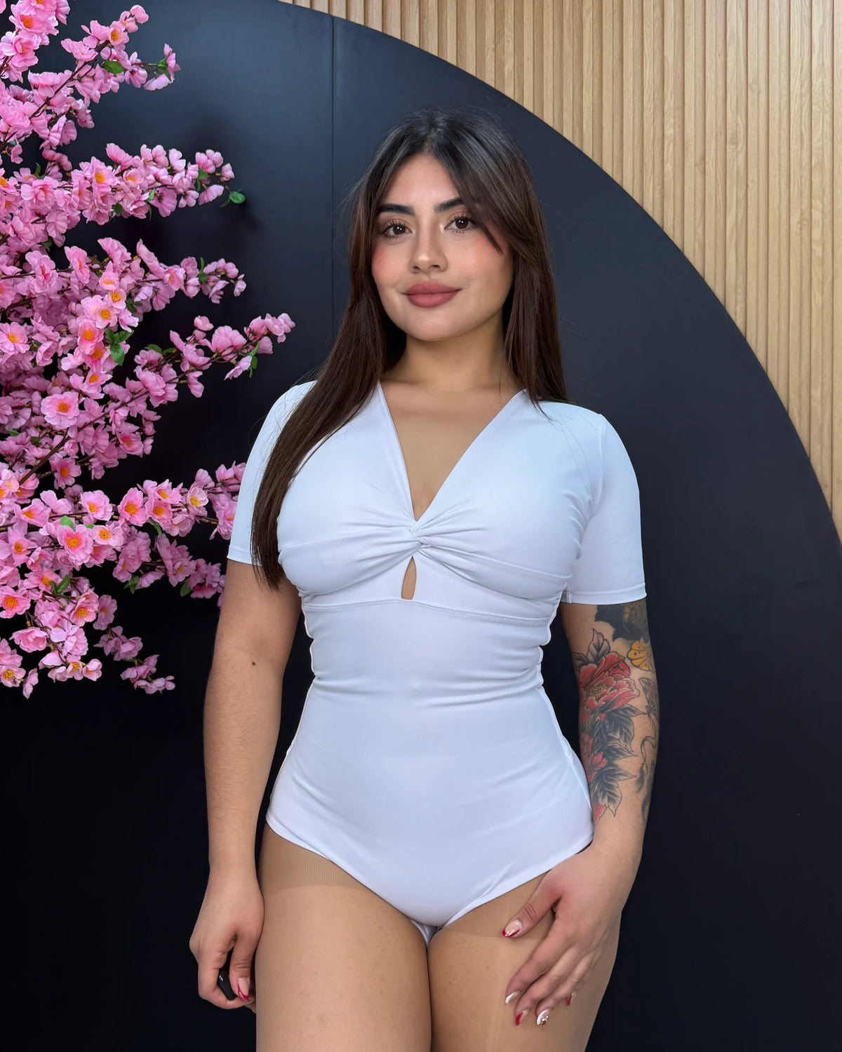 B12 | Body Modelador Escote Nudo Manga Corta | EZ