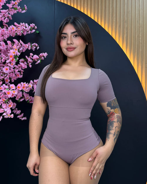 B13-Colaless | Body Modelador Cuello Cuadrado | EZ
