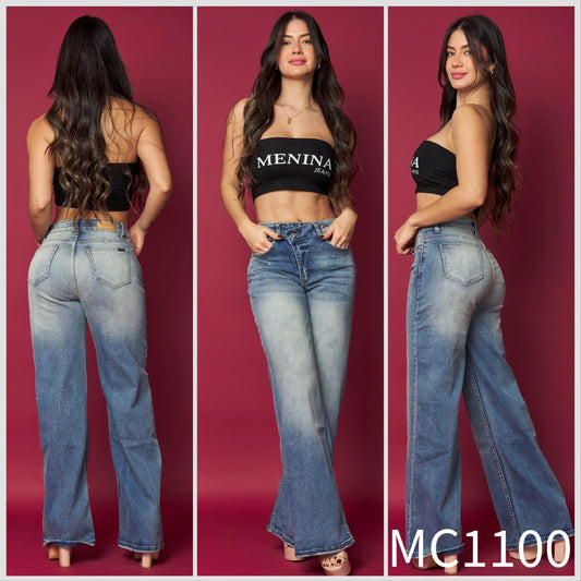 Jeans wide leg azul focalizado con botón asimétrico para mujer