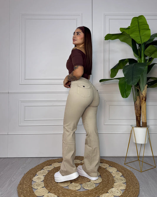 N2604-5 (V4) | Recto Beige Bolsillo Con Tapa