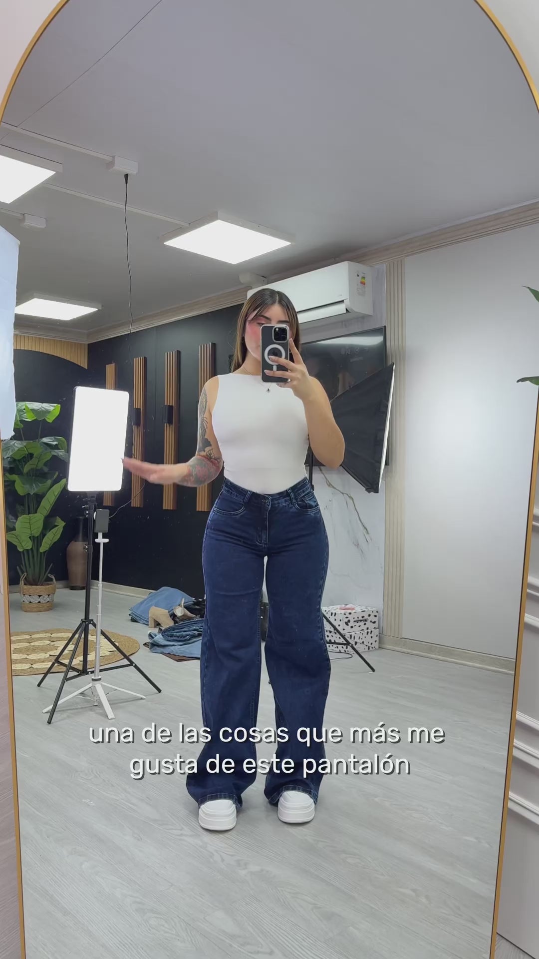 Amira Palazzo Índigo EZ ELITE en movimiento