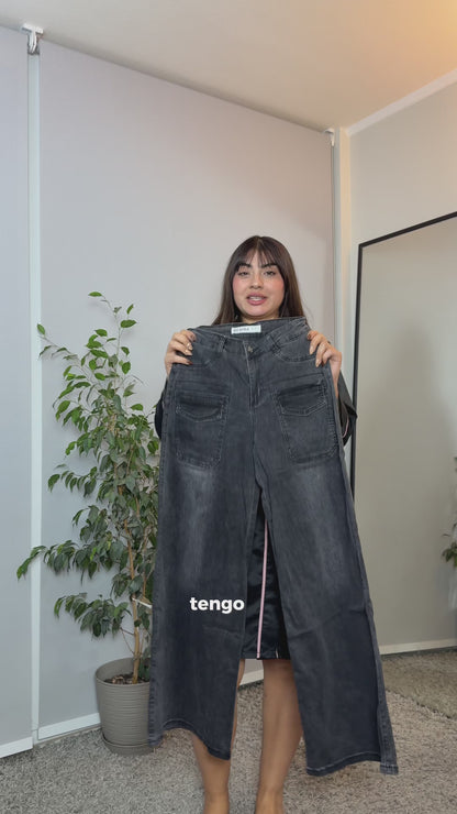 MB7014-2 | Palazzo Negro Focalizado | Menina