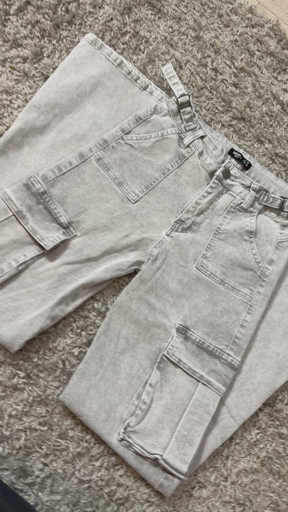 N1104-4 (M2) | Cargo Gris Claro Ajuste Cintura Bolsillo Tapa | Menina