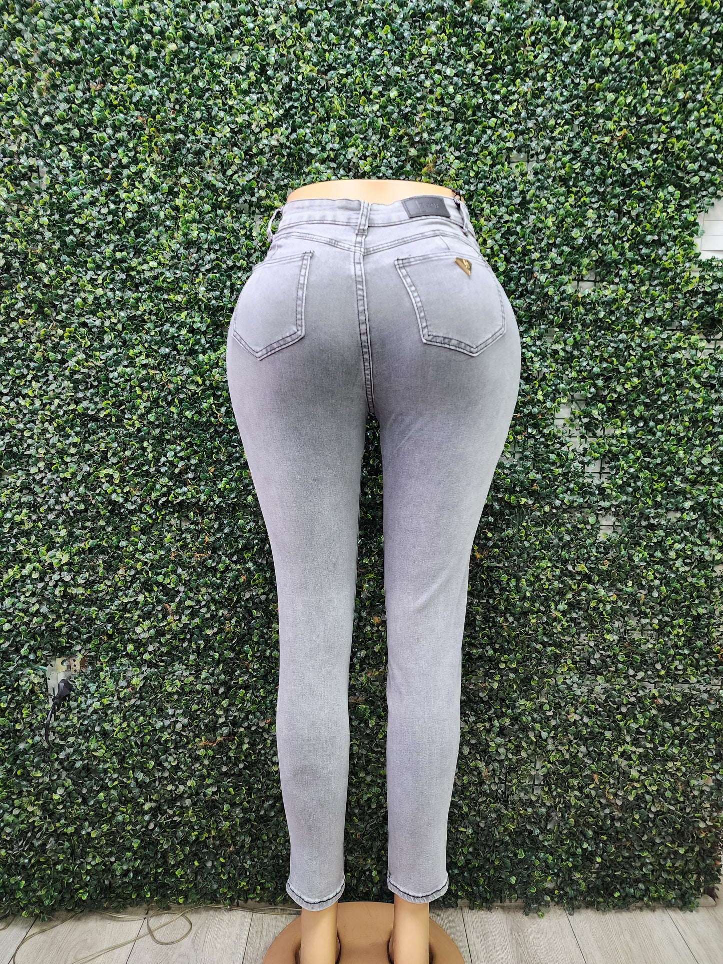 EZ5504  | Jeans Skinny Con Faja Gris  | EZ