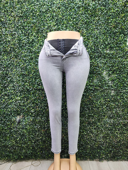 EZ5504  | Jeans Skinny Con Faja Gris  | EZ